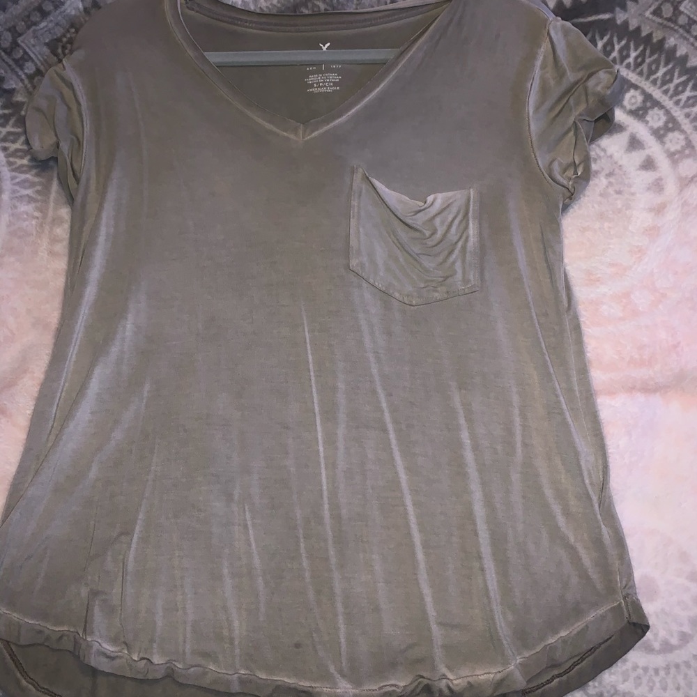 american eagle tee